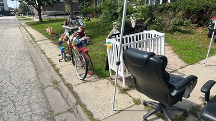 GARAGE SALE