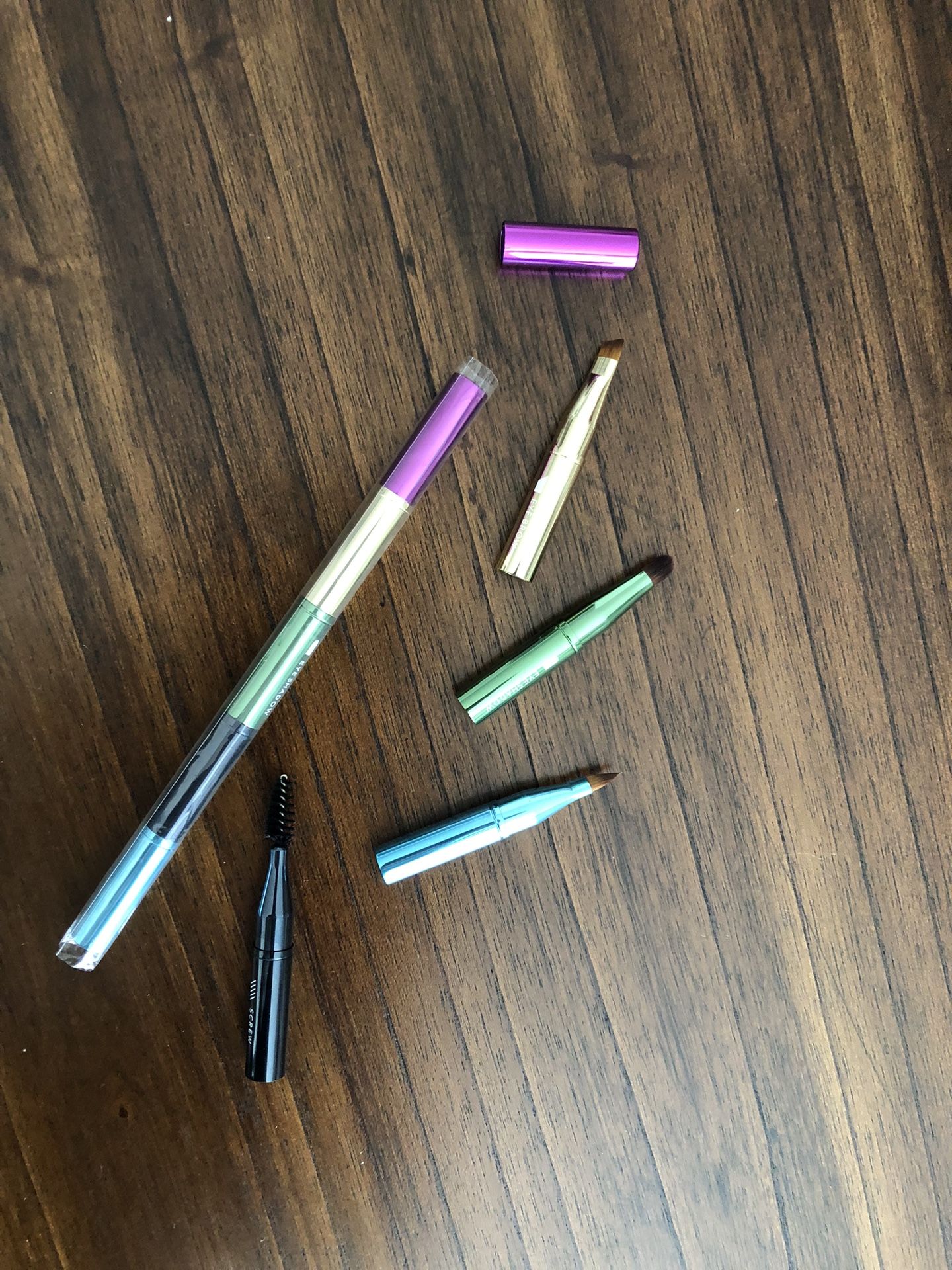 4-in-1 Makeup Brush Set