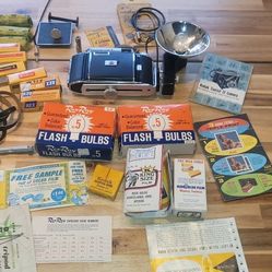 Vintage Kodak Travelers Camera with ALL accessories shown/Milwaukie 