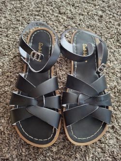 [NEW/Never been worn] The Saltwater Sandal Women's Sandals Size 9