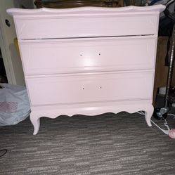 Dresser (light Pink) 