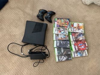 Xbox 360- black excellent condition