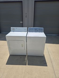 White Washer and Dryer Set