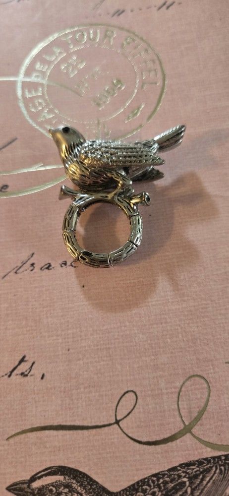 Large Bird Stretch Ring