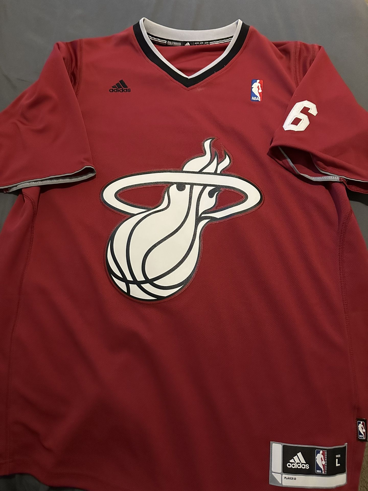 Lebron James Rare Christmas Jersey Size Large