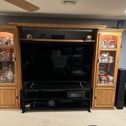 Entertainment center