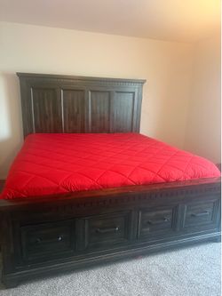 California King Bedroom Set