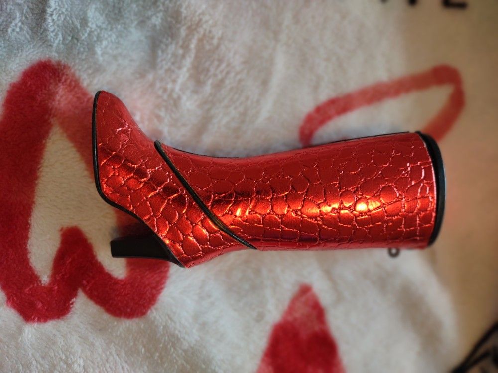Mani Pedi Items In a BOOT