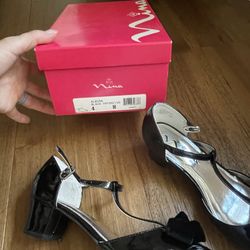 Girls Patent Leather Dress Shoes Size 4