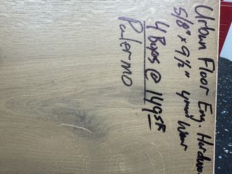 149 sf Hardwood Flooring