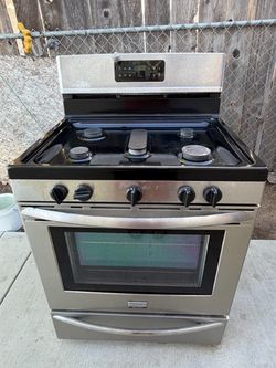 Gas stove