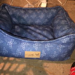 Small Pet Bed NEW