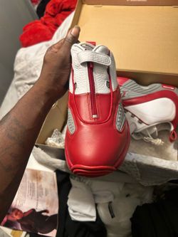 Allen Iversons size 10
