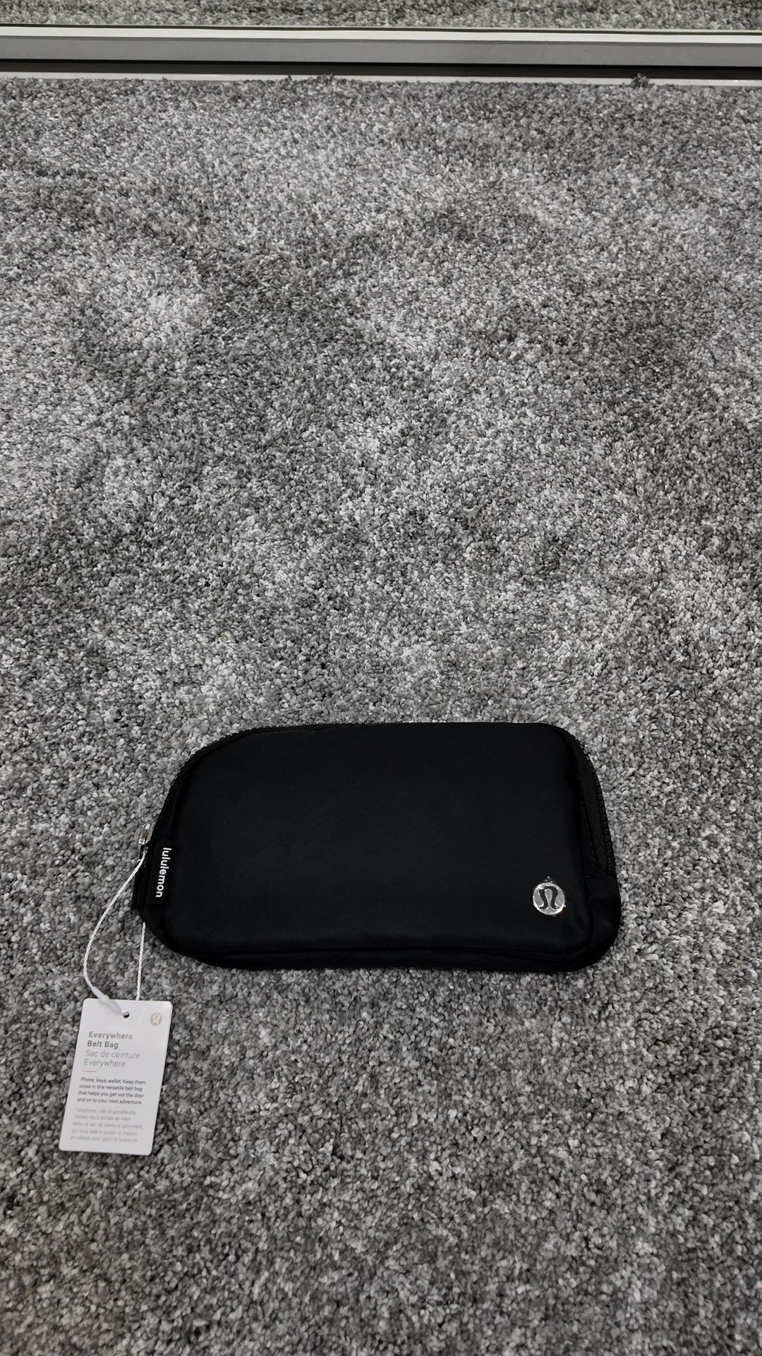 Lululemon Black Everywhere Belt Bag 1L