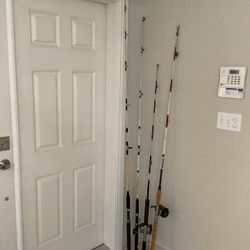 *** FISHING RODS *** LOT OF 4 *** MUST SEE TO APPRECIATE *** 