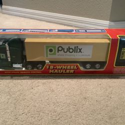 EZTEC Remote Control Semi Truck Publix 18-Wheel Hauler 18” Long 