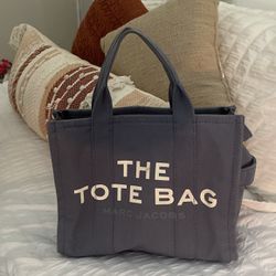 Marc Jacobs The Tote Bag