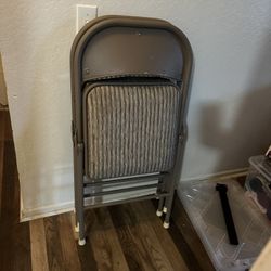 Folding Chairs 