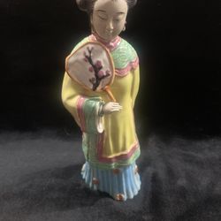 Vintage Porcelain Chinese Woman With Fan