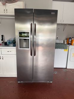 Frigidaire refrigerator for Sale