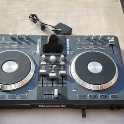 Numark IDJ3