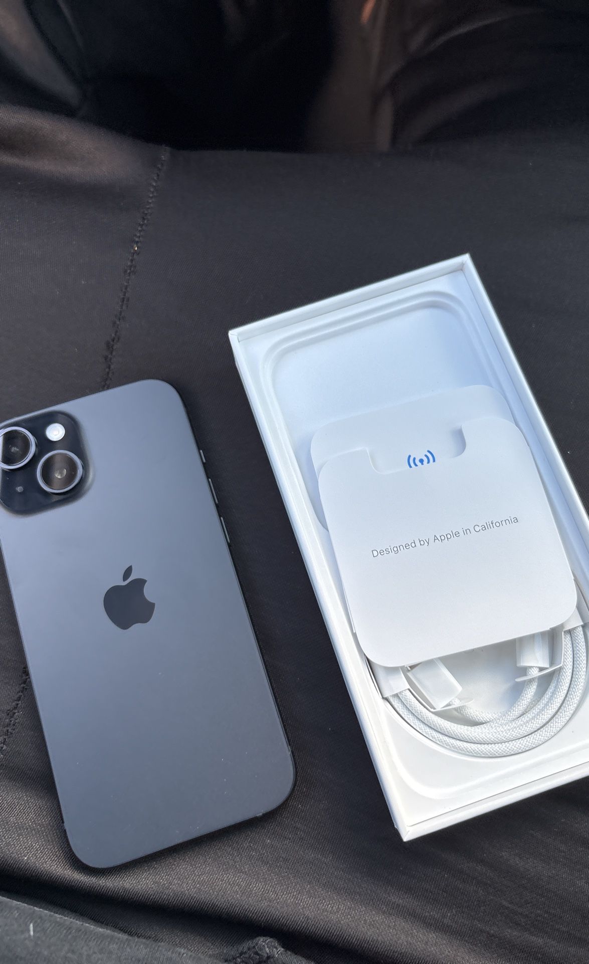 Brand New IPhone 15  Cell phones & Accessories