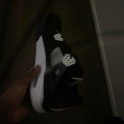 Jordan 4 White Thunder Sz 10