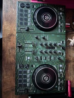 Pioneer 300 dj controller