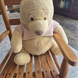 Disney Store vintage 18 inch plush classic Winnie the Pooh with movable arms and legs 1990s