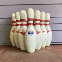 Set of 10 Vintage Amflite Bowling Pins 