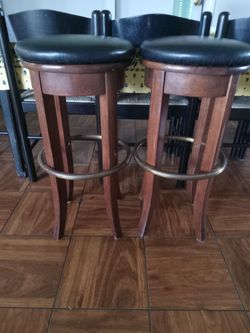 Bar / Counter Rotating Stools