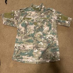Multicam Top