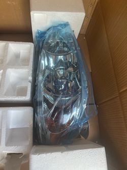 2004 Toyota Camry right head light