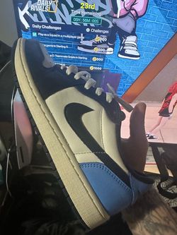 Nike Low’s Obsidian / size 9 men