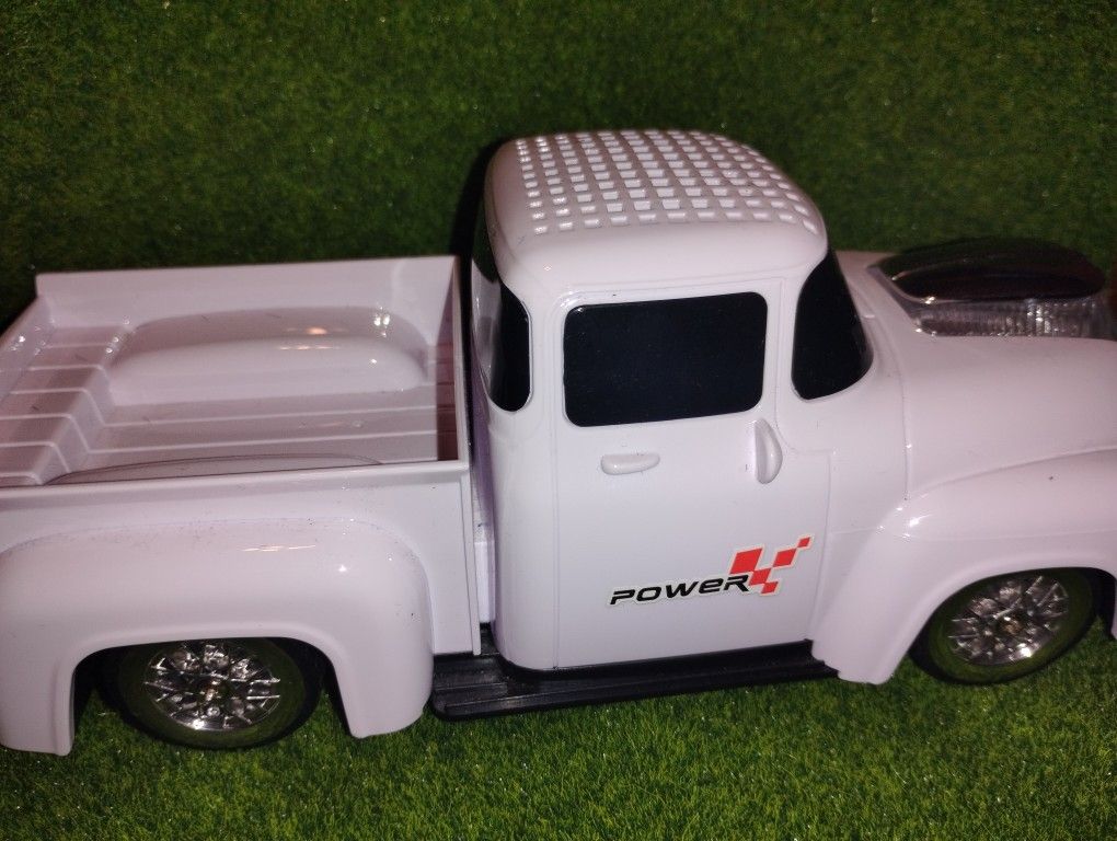 Mini Car (Speaker)