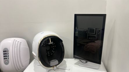 Professional Bitmoji Skin Analysis Machine with Touchscreen Display