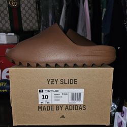 ADIDAS YEEZY SLIDE