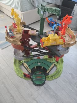 Thomas & Friends Super Station Train Set