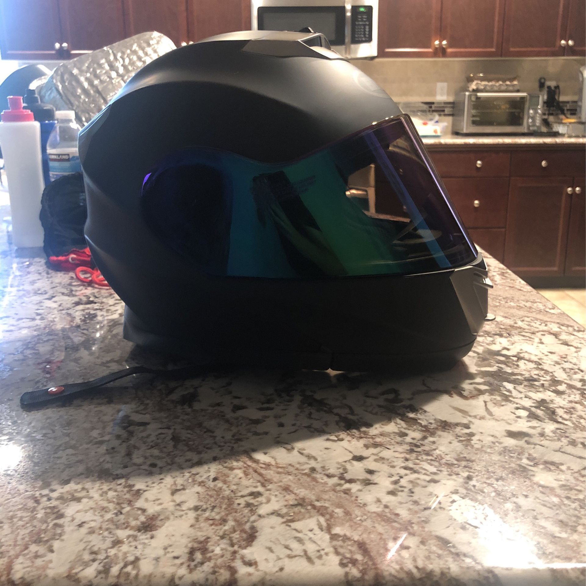 Brand New Modular Bilt Helmet (size: S) 