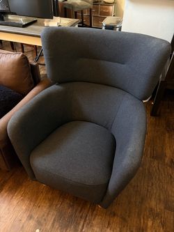 Huge modern lounge chair