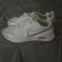 Womens Nike Air Max