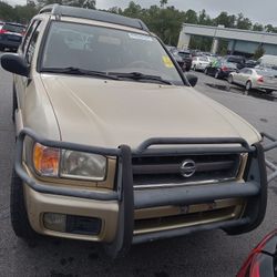 4x4 Nissan Pathfinder 2003