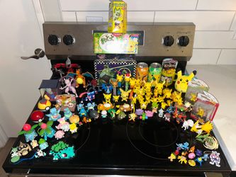 POKEMON FIGURES/TOYS/TRINKETS
