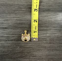 Gold 10k Lion Pendant 5.3grams