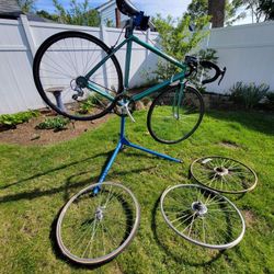 VINTAGE  CANNONDALE BICYCLE 