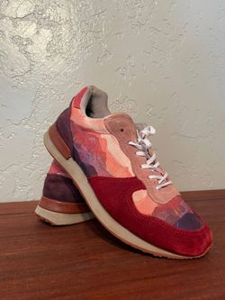 Women’s Size 9 INKKAS Pink Mountain Scene Shoes - $50 Great Condition