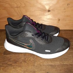 Nike Youth Revolution 5 Power (GS) Shoes, Size: 6.5 Y