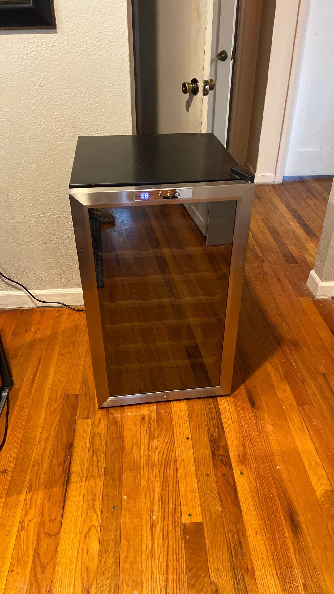 Wine Cooler Winter Chiller Wine Fridge 51 Bottle Capacity