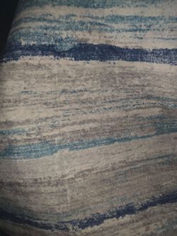 5×7 rug, brand new