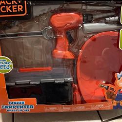 BLACK+DECKER JUNIOR CARPENTER DRESS UP SET 12 PCS *DISTRESSED PKG